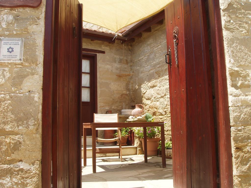 Niovi House Apartment Tochni Exterior photo